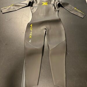 Women’s Large Xterra Wetsuit